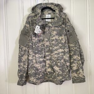 Genuine US Army ECWCS Gen III Level 5 Soft Shell Cold Weather Jacket Sz L Reg